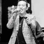 Chaina Chaina Lyrics - Raju Lama