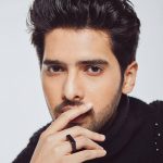 Kaun Tujhe & Kuch Toh Hain Lyrics - Armaan Malik | Amaal Mallik