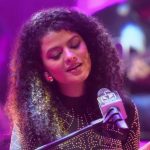 Kaun Tujhe Lyrics - Palak Muchhal | M.S. Dhoni- The Untold Story