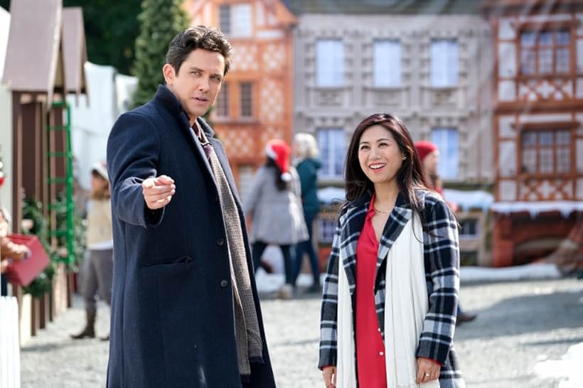 16 Best Christmas Movies on Paramount+ to Watch This Season 14 Must Love Christmas Movie Photo