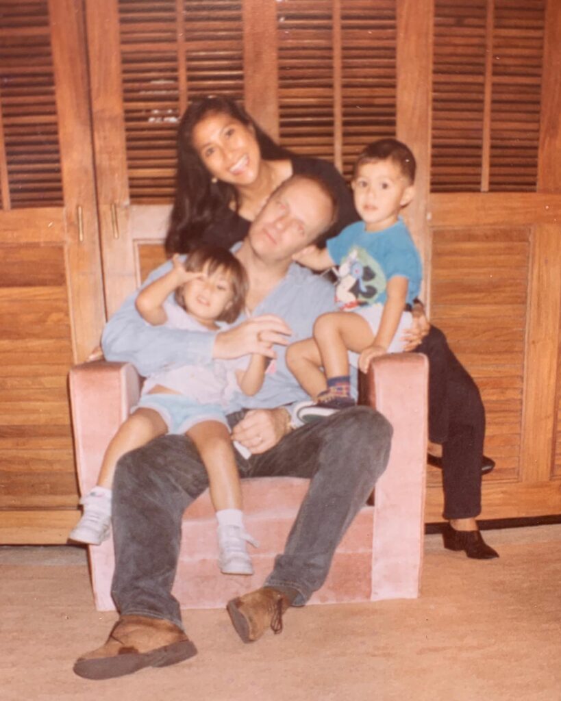 Rachel Peters 13 Rachel Peters Childhood Photo with family