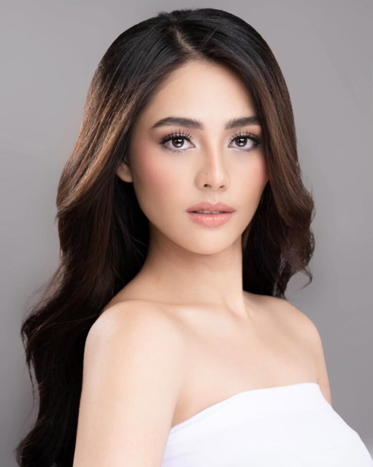 Tiffany Grey Photo
