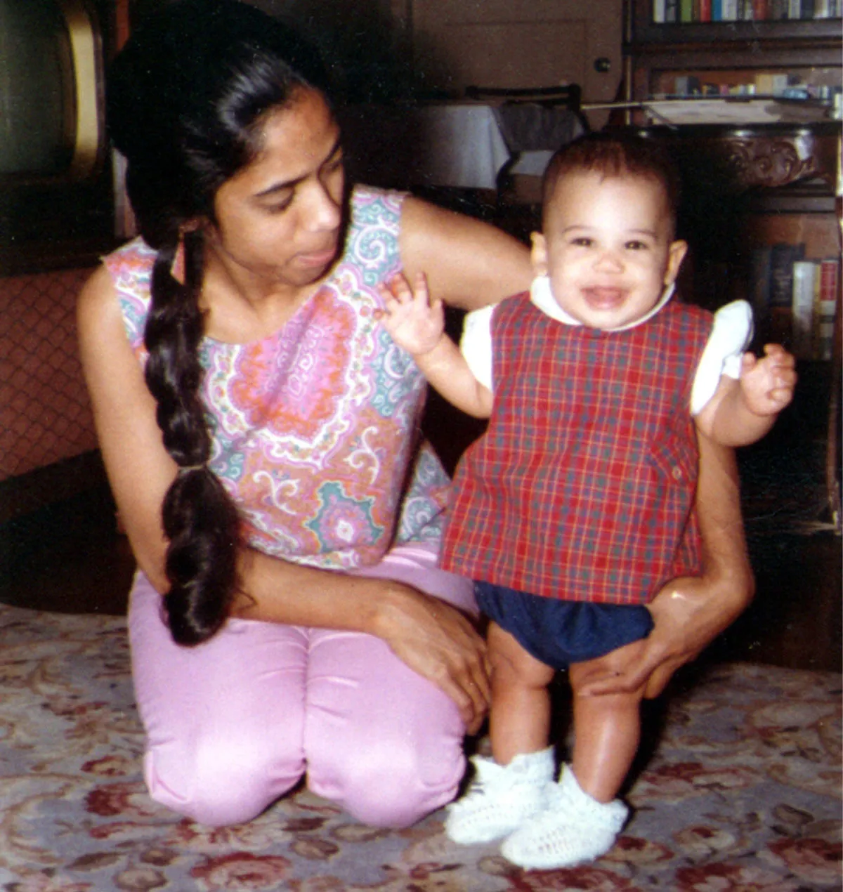 Kamala Harris 2 Kamala Harris and Shyamala Gopalan (mother)